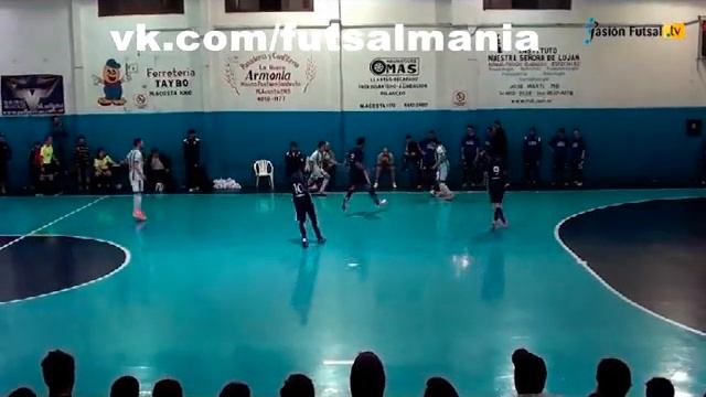 Комбинация - футзал мини-футбол futsal skills goal tricks смотреть онлайн