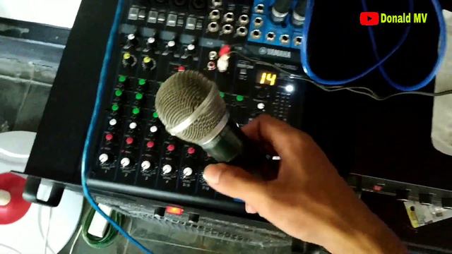 Mixer Audio YAMAHA MG10XU смотреть онлайн