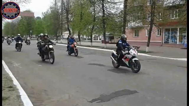Открытие мотосезона 2015 в Шостке, проезд колонны по городу смотреть онлайн