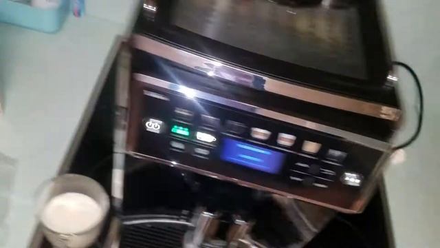 Saeco Xelsis SM 7580 kein Milchschaum Cappucinatore erneuern Sinnvoll? Teil 1 von 3 смотреть онлайн