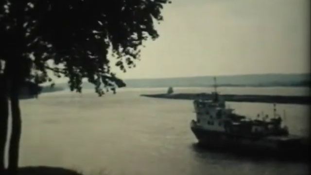 На голубых дорогах №81 СССР - Плоты на Каме смотреть онлайн
