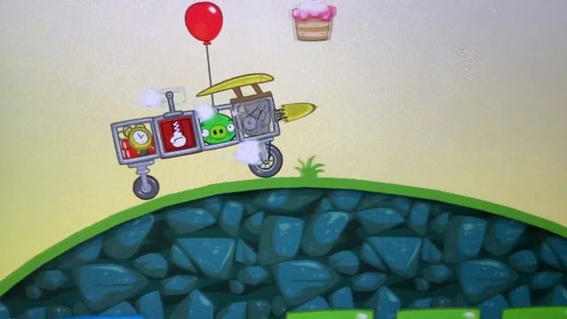 Bad Piggies: Cake Race Mechanic Cup Round 6 смотреть онлайн