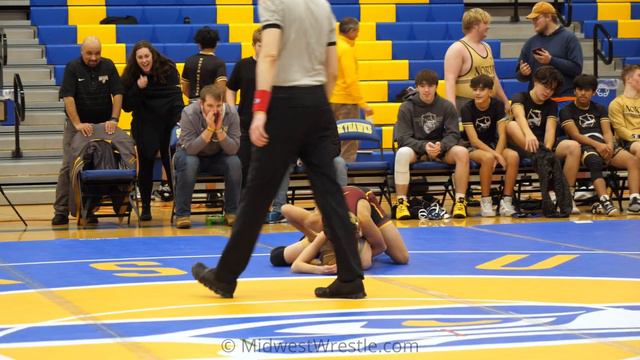106 – Ryan Larrivee {G} of Grayslake North IL vs. Kyan Gunderson {R} of Richmond Burton IL смотреть онлайн