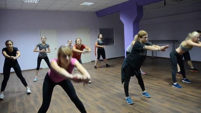 Легкая тренировка Тай-Бо. Ника М. Часть 1. смотреть онлайн