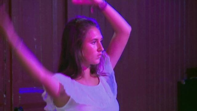 Фанатская встреча в клубе Mod. Видео для частной школы "Взмах" смотреть онлайн