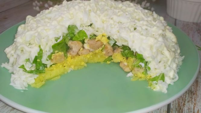 САЛАТ _НЕВЕСТА! Слоеный салат с КУРИЦЕЙ И ПЕКИНСКОЙ КАПУСТОЙ! смотреть онлайн