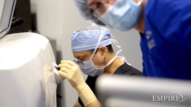 How long does it take to recover from LASIK? смотреть онлайн