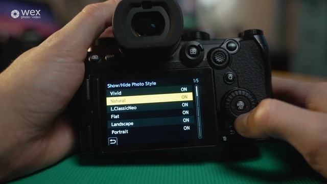 Walkthrough & Set Up | Panasonic LUMIX S5 II смотреть онлайн