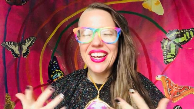 Hear about the awesome Sacred (R)evolution Multi-media Oracle Deck Crowdfunding Campaign Perks!! смотреть онлайн
