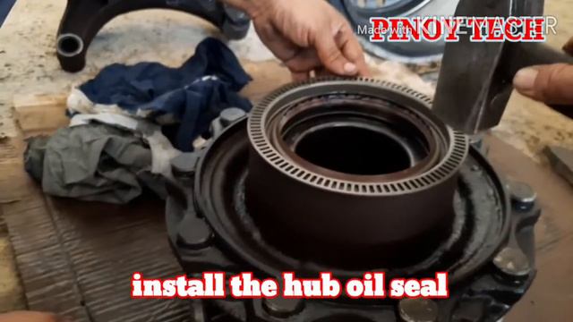 Mercedes-benz actros hub oil seal leak смотреть онлайн