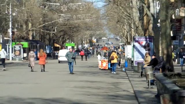 В Николаеве гуляю по Советской (Соборной) смотреть онлайн