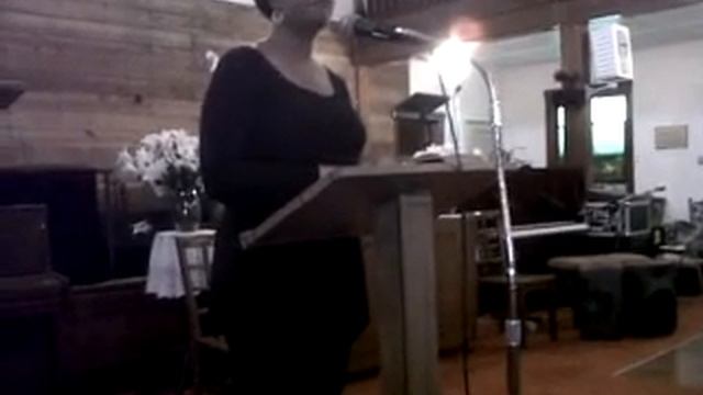 First Lady Veronica Herndon teaching Bible Study смотреть онлайн
