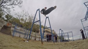 10 СПОСОБОВ ЗАЛЕЗТЬ НА ТУРНИК