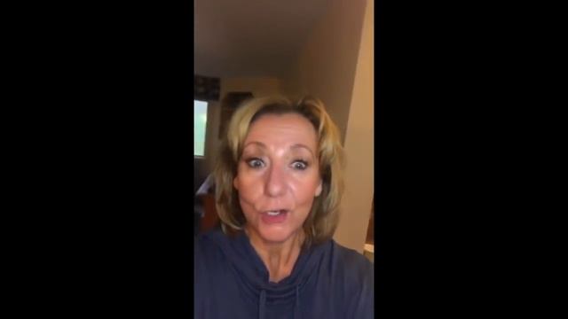 Vlog | Olay Pro Retinol 8 Months later | Fall Road Trip | Mature Beauty | Sixty Plus смотреть онлайн