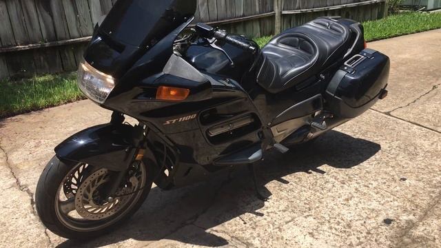 1998 Honda ST1100 Pan-European смотреть онлайн