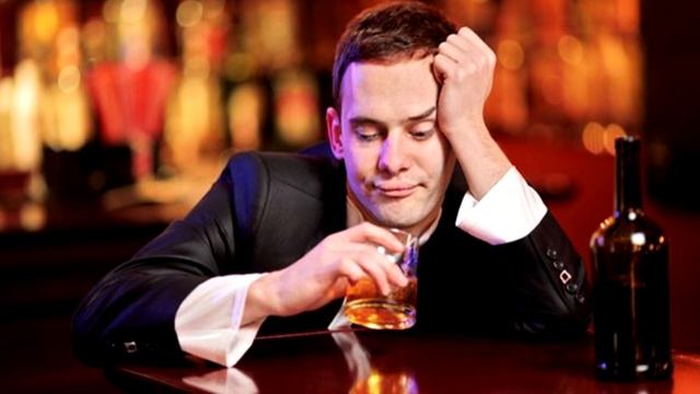 Пьяный человек говорит правду или ложь смотреть онлайн