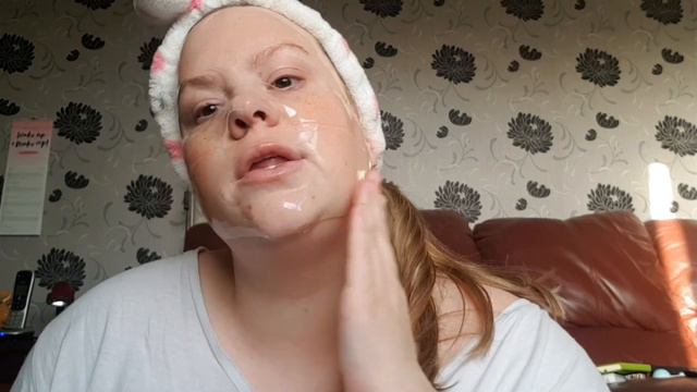 Facemask Friday Simple Hydrogel