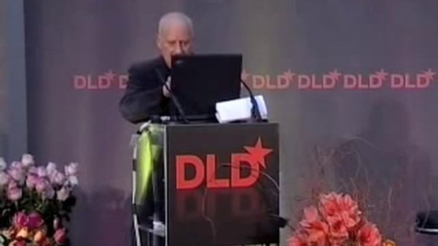 Norman Foster: Building on the green agenda смотреть онлайн