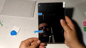 Как наклеить защитное стекло на планшет