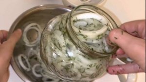 Маринованный лук - быстро и вкусно?