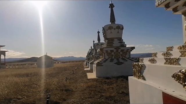 Лхабаб Дуйсэн Хурал! смотреть онлайн