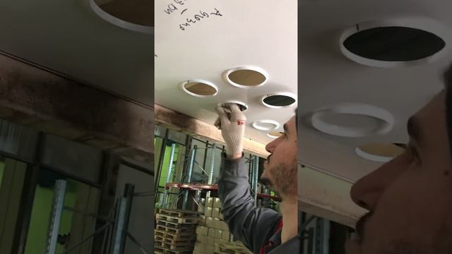 Приклеил , вырезал, вывернул