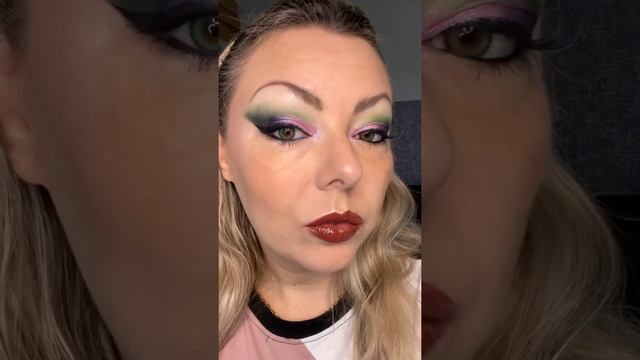 Blend Bunny Surge Palette and Clionadh Dragon Fruit Palette смотреть онлайн