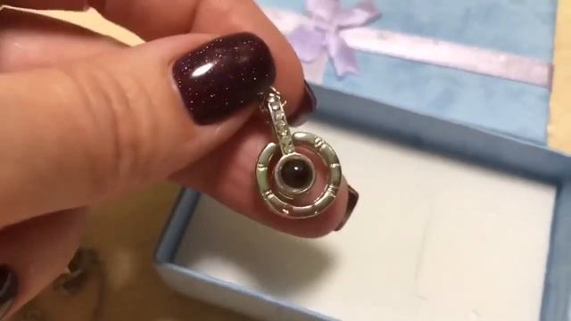 Подарок маме: кулон на 100 языках мира Я ЛЮБЛЮ ТЕБЯ (отзыв) смотреть онлайн