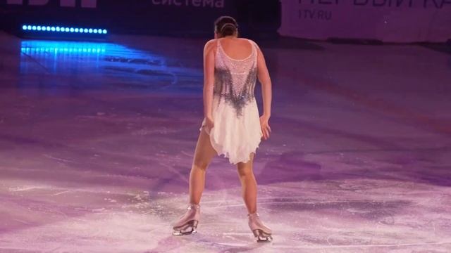 Алина Загитова Шоу Чемпионы на льду в Санкт-Петербурге 8.04.23 смотреть онлайн