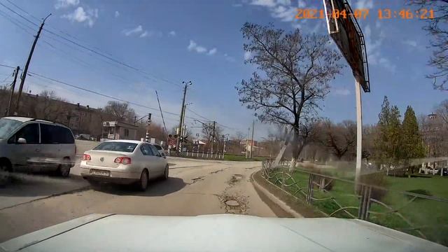 Еду на шиномонтаж шин ИД-195 смотреть онлайн