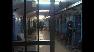 Первый раз в тюрьме. Как нужно вести себя что бы выжить на зоне.