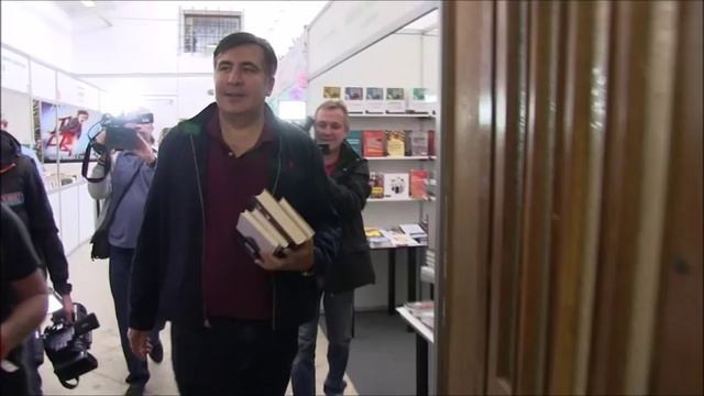 СААКАШВИЛИ О СОБИТИЯХ В ГРУЗИИ 8 АВГУСТА 2008 смотреть онлайн