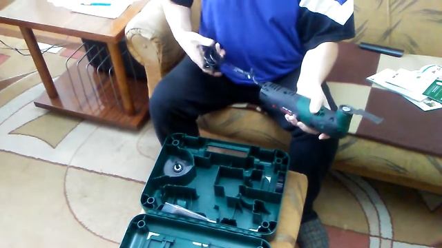 Распаковка — Многофункциональный инструмент Bosch PMF 220 CE смотреть онлайн