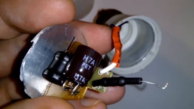 Светодиодная лампочка мигает как стробоскоп смотреть онлайн