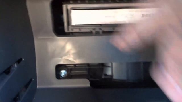 Honda CR-V Cabin Air Filter Replacement (2017-2019)-Tutorial смотреть онлайн