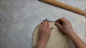 Пицца с грушей и горгонзолой. Десертная пицца.  Pizza with pear and gorgonzola