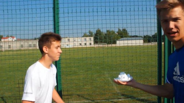 ЗАБЕЙ ГОЛ ЧТОБЫ ВЫЖИТЬ! НЕ ЗАБИЛ - ПОЛУЧИЛ ПЕНОЙ ДЛЯ БРИТЬЯ В ЛИЦО смотреть онлайн