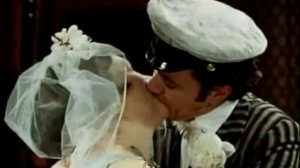 Андрей Миронов песня из 12 СТУЛЬЕВ