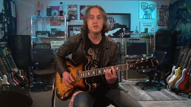Hate Barre Chords? Watch This... смотреть онлайн