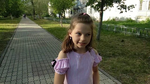 Гуляем с Бусинкой. #чихуахуа#чихуашка смотреть онлайн