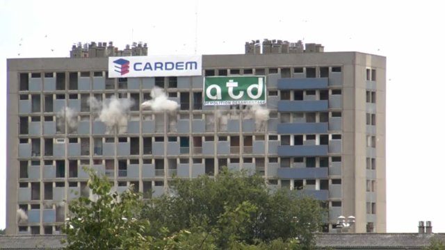 Снос здания в Амьене смотреть онлайн