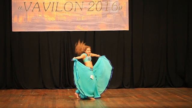Vavilon 2016 04 02 #1 MVI 0702 Belly dance смотреть онлайн