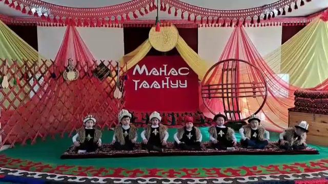 Кадамжай " Солнышка" балдар бакчасы Манас айтуу " Манастын торолушу" смотреть онлайн