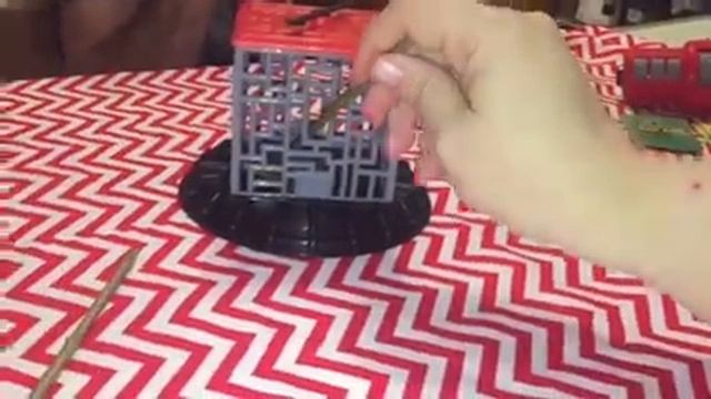 Holiday Gift Guide Top Games 2017 Operation Escape the Room смотреть онлайн