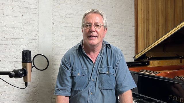 AVOID PIANO HAND INJURY with CHOPIN CHROMATIC SCALE PRACTICE смотреть онлайн