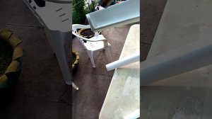 как обновить старые пластмассовые кресла