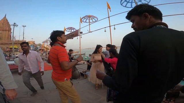 Часть6 Получили благословение богини Кали. Беседы с индусом на набережной Ганги. Варанаси. 8.12.22 смотреть онлайн