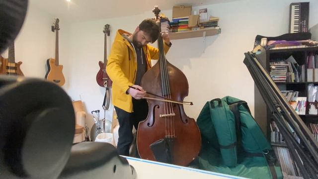 Bass for 23/2/23 improvisation смотреть онлайн
