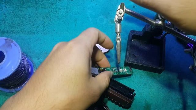 How to fix the LCD Drag S 60W not displayed - How to remove & clean the inside - Repair And Rework смотреть онлайн