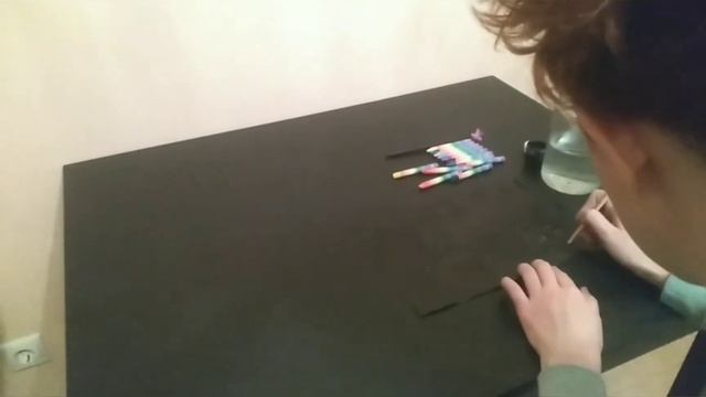 Рисование с дошкольниками. Техника граттаж: восковые мелки + гуашь смотреть онлайн